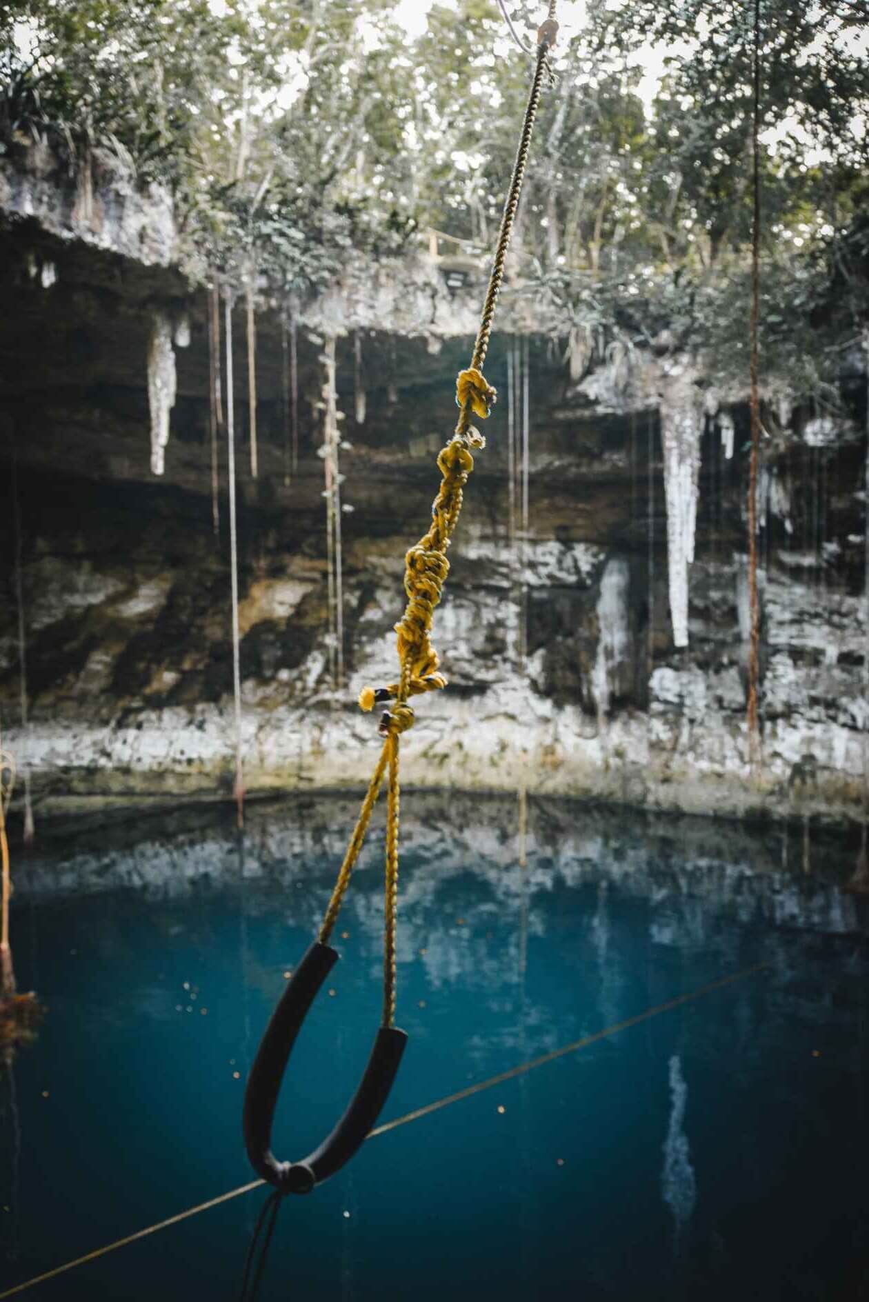 Cenote Secreto Maya