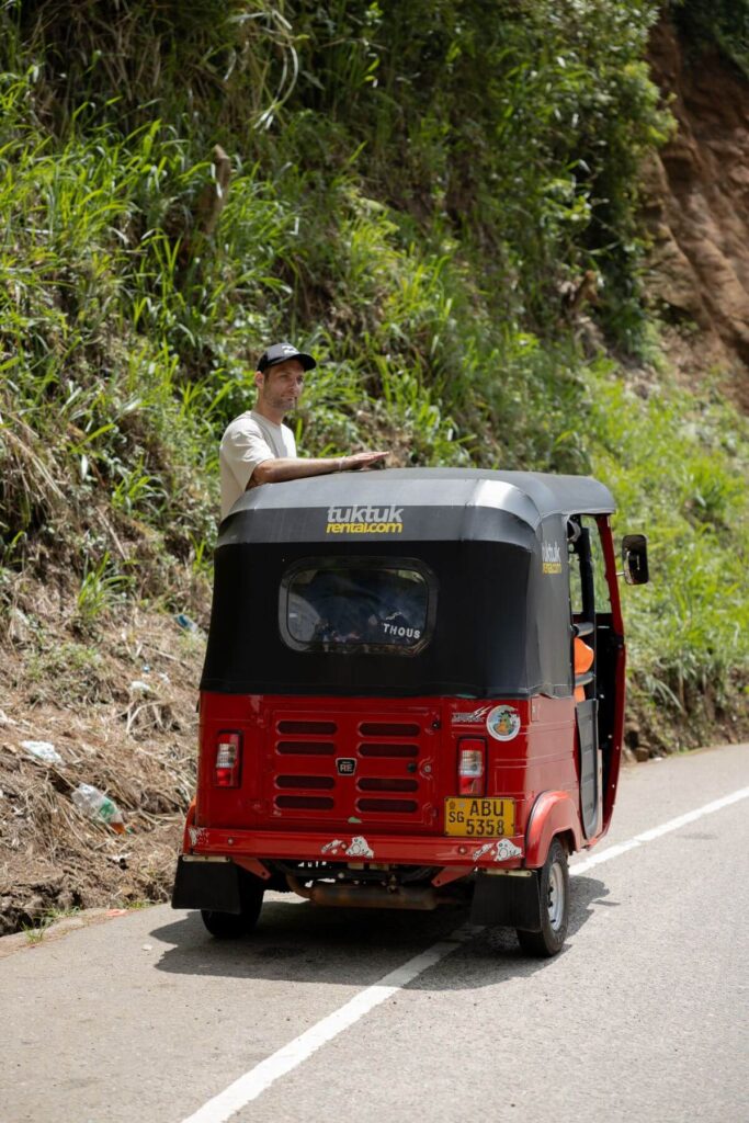 6 tips voor jouw bezoek aan Sigiriya in Sri Lanka 4 Onderweg met de TukTuk van TukTukrental