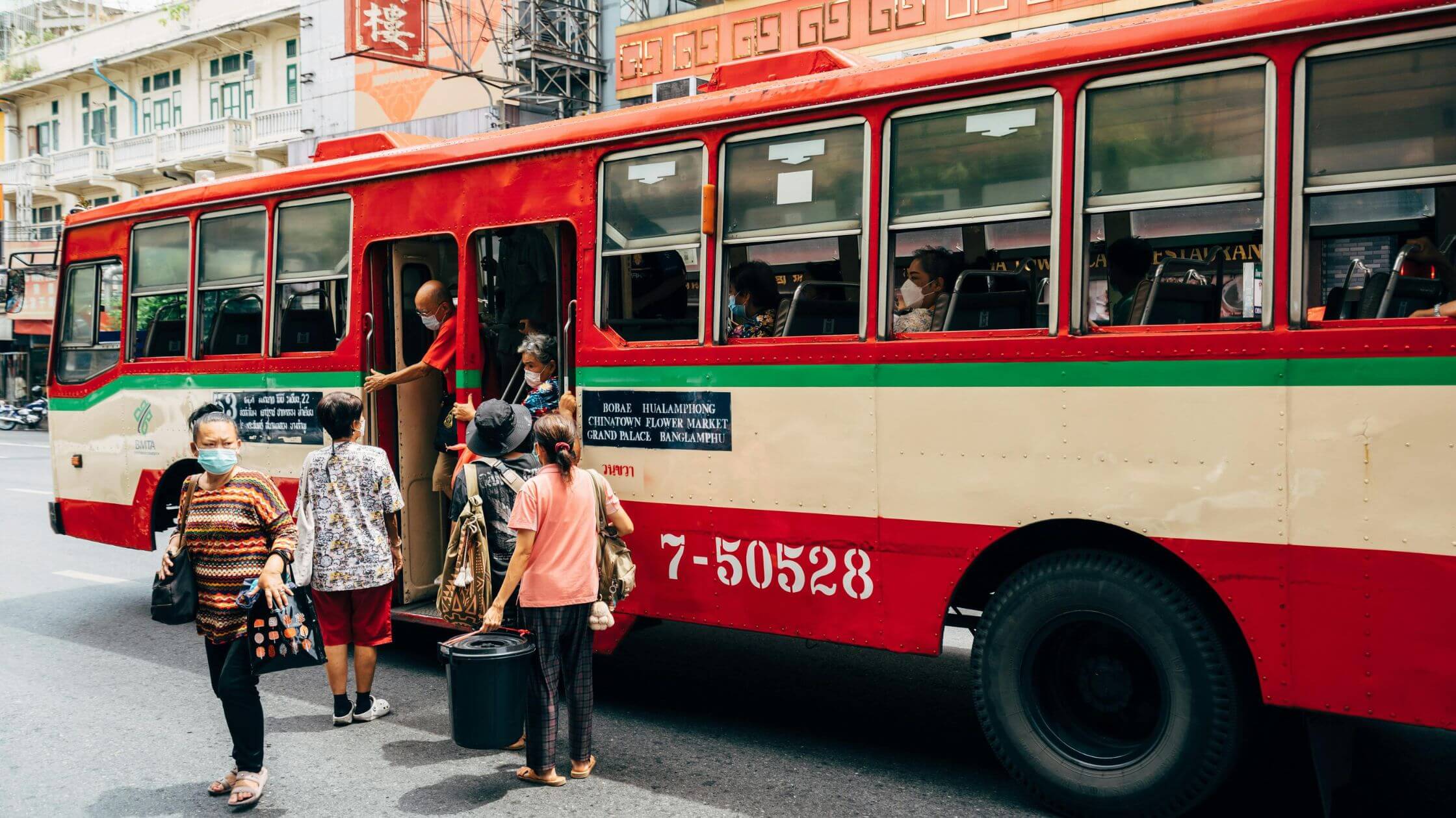 Bus in Bangkok: Reizen van Koh Tao naar Bangkok