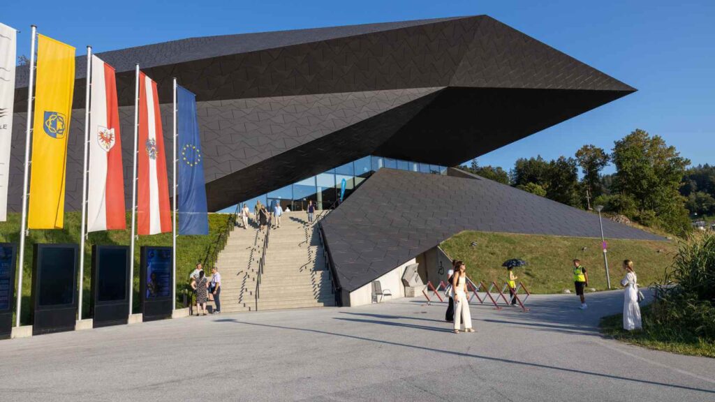 Wat te doen in Kufstein? De leukste bezienswaardigheden en tips 33 Festspielhaus van Tiroler Festspiele Erl