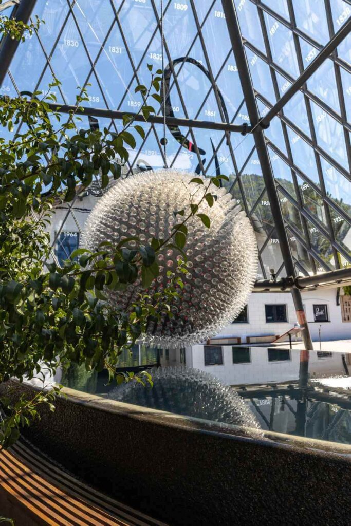 Wat te doen in Kufstein? De leukste bezienswaardigheden en tips 17 RIEDEL glasfabriek in Kufstein